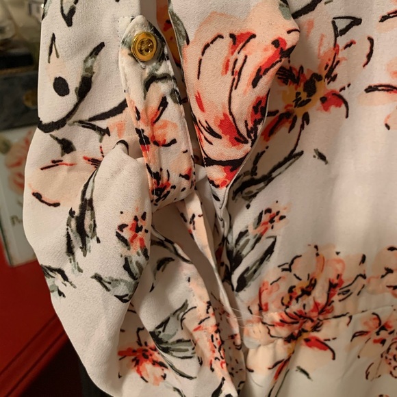 White Floral Tie-Waist Sundress - Picture 4 of 4